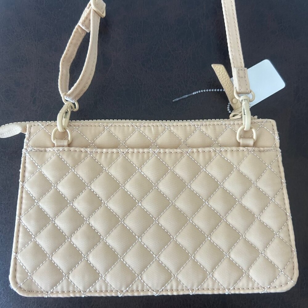 Samantha Brown To-Go RFID Quilted Crossbody Wallet MELLOW BUFF new with defects - Picture 5 of 10